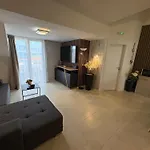 Anchor Luxury Apartament *