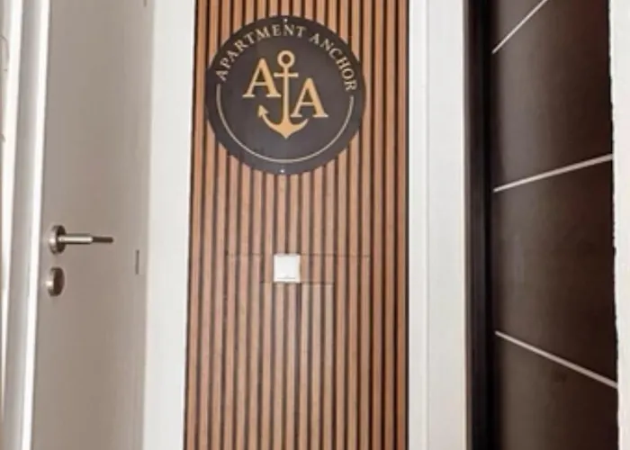 Anchor Luxury * Slatine