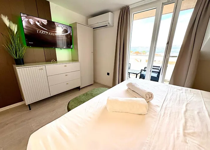 Διαμέρισμα Anchor Luxury Slatine