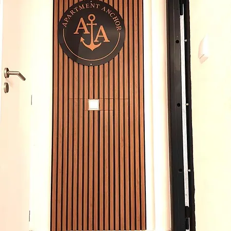 아파트 Anchor Luxury