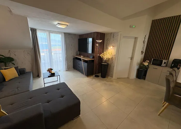 Anchor Luxury アパート *