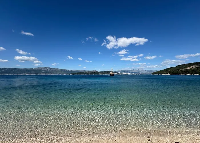 Anchor Luxury スラティネ